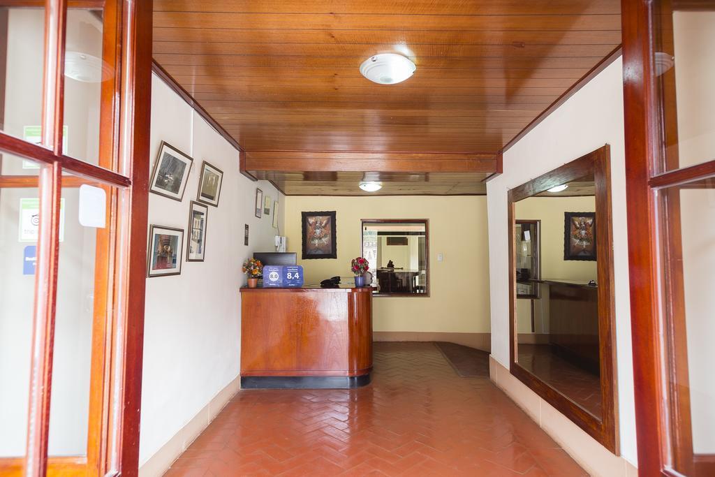 Yucay Plaza Inn Bagian luar foto