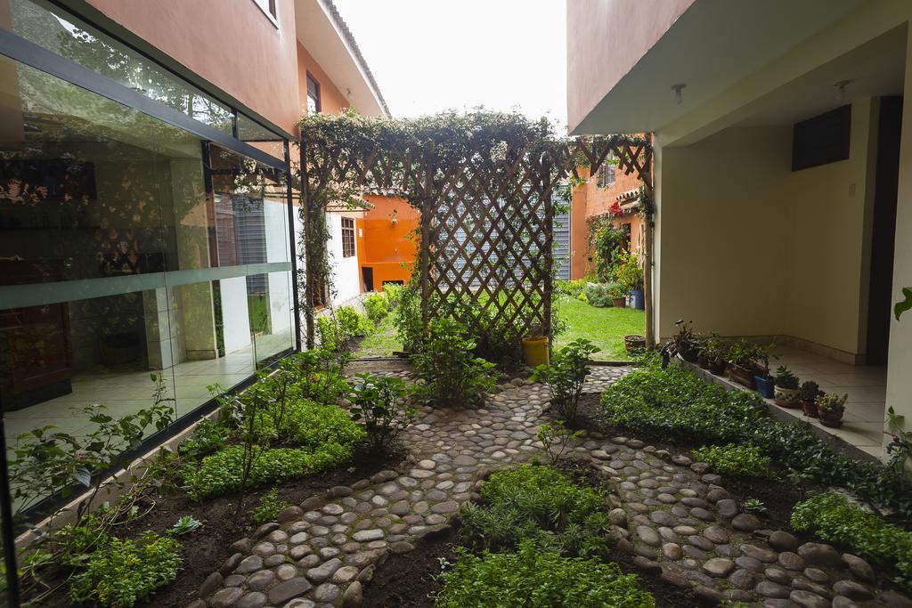 Yucay Plaza Inn Bagian luar foto